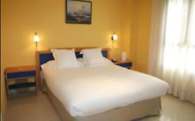 Hotel Villa De Pinto